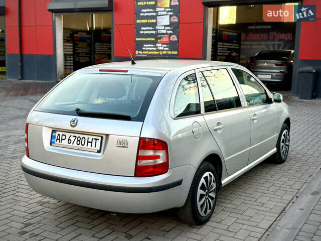 Серый Шкода Фабия, объемом двигателя 1.39 л и пробегом 190 тыс. км за 4300 $, фото 12 на Automoto.ua