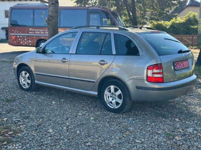 Сірий Шкода Фабія, об'ємом двигуна 1.4 л та пробігом 190 тис. км за 4250 $, фото 5 на Automoto.ua