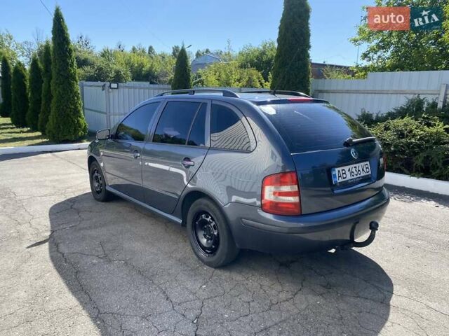 Серый Шкода Фабия, объемом двигателя 1.2 л и пробегом 228 тыс. км за 5200 $, фото 4 на Automoto.ua