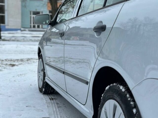 Серый Шкода Фабия, объемом двигателя 1.4 л и пробегом 154 тыс. км за 4400 $, фото 7 на Automoto.ua