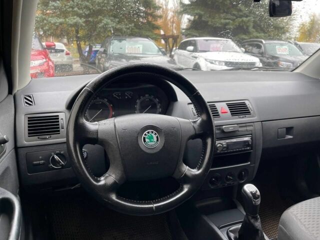 Шкода Фабия 2007 в Кривом Роге на Automoto.ua Серый Шкода Фабия, объемом двигателя 1.2 л и пробегом 180 тыс. км за 3700 $, фото 8 на Automoto.ua