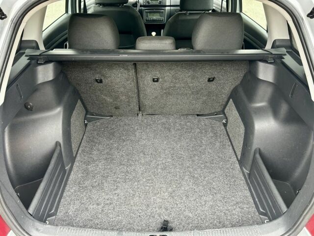 Серый Шкода Фабия, объемом двигателя 1.6 л и пробегом 247 тыс. км за 5350 $, фото 22 на Automoto.ua