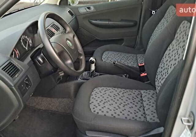 Сірий Шкода Фабія, об'ємом двигуна 1.4 л та пробігом 174 тис. км за 4650 $, фото 9 на Automoto.ua