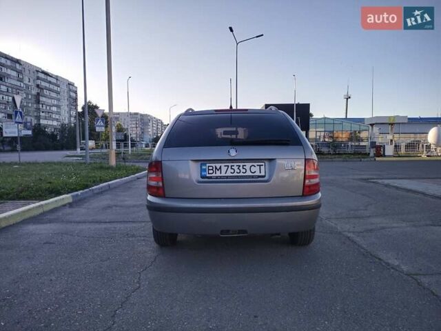 Серый Шкода Фабия, объемом двигателя 1.39 л и пробегом 277 тыс. км за 4800 $, фото 2 на Automoto.ua