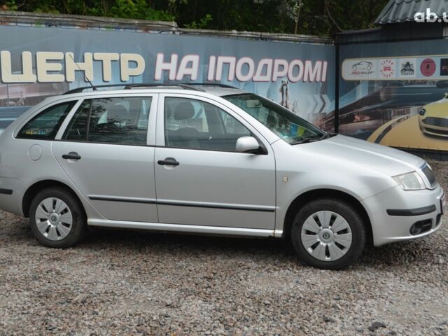 Серый Шкода Фабия, объемом двигателя 1.4 л и пробегом 256 тыс. км за 3500 $, фото 4 на Automoto.ua