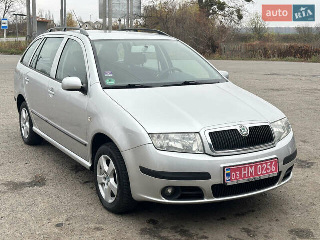 Серый Шкода Фабия, объемом двигателя 1.4 л и пробегом 217 тыс. км за 5499 $, фото 1 на Automoto.ua