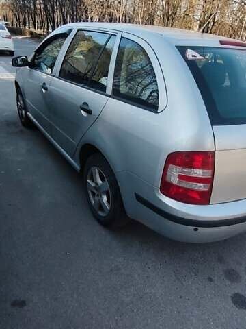 Серый Шкода Фабия, объемом двигателя 1.4 л и пробегом 290 тыс. км за 4000 $, фото 8 на Automoto.ua