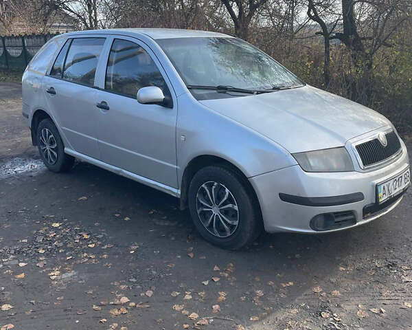 Сірий Шкода Фабія, об'ємом двигуна 1.2 л та пробігом 400 тис. км за 1500 $, фото 1 на Automoto.ua