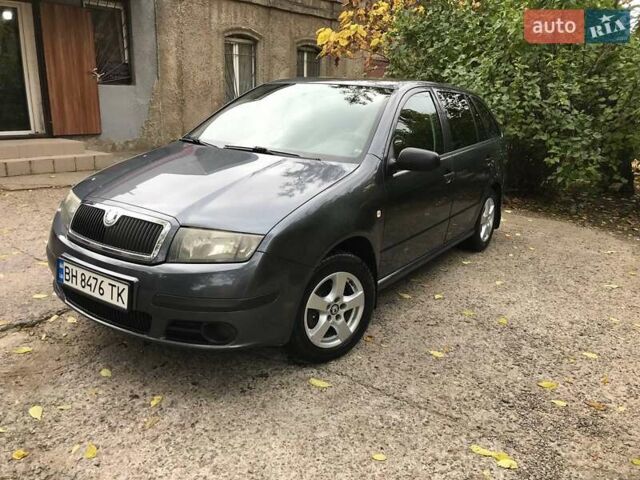 Шкода Фабія 2007 у Одесі на Automoto.ua Сірий Шкода Фабія, об'ємом двигуна 1.2 л та пробігом 269 тис. км за 4900 $, фото 5 на Automoto.ua