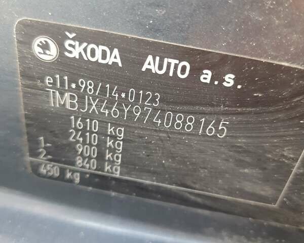 Серый Шкода Фабия, объемом двигателя 1.4 л и пробегом 200 тыс. км за 4900 $, фото 33 на Automoto.ua