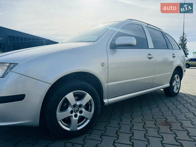 Сірий Шкода Фабія, об'ємом двигуна 1.39 л та пробігом 232 тис. км за 4100 $, фото 13 на Automoto.ua