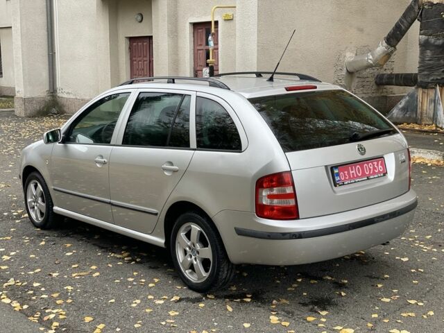 Серый Шкода Фабия, объемом двигателя 1.4 л и пробегом 231 тыс. км за 4500 $, фото 3 на Automoto.ua