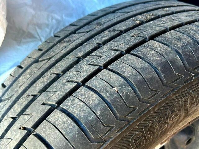 Серый Шкода Фабия, объемом двигателя 1.4 л и пробегом 277 тыс. км за 2910 $, фото 7 на Automoto.ua