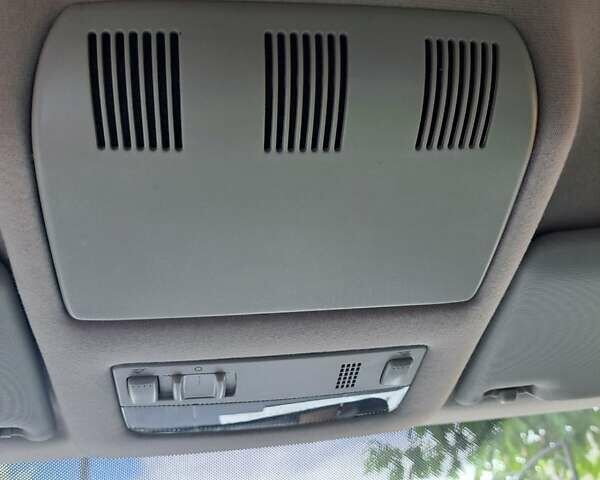 Сірий Шкода Фабія, об'ємом двигуна 1.4 л та пробігом 227 тис. км за 4999 $, фото 11 на Automoto.ua