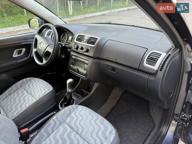 Сірий Шкода Фабія, об'ємом двигуна 1.6 л та пробігом 218 тис. км за 6100 $, фото 19 на Automoto.ua