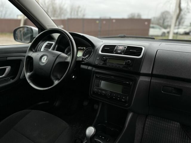 Сірий Шкода Фабія, об'ємом двигуна 1.4 л та пробігом 224 тис. км за 5800 $, фото 7 на Automoto.ua