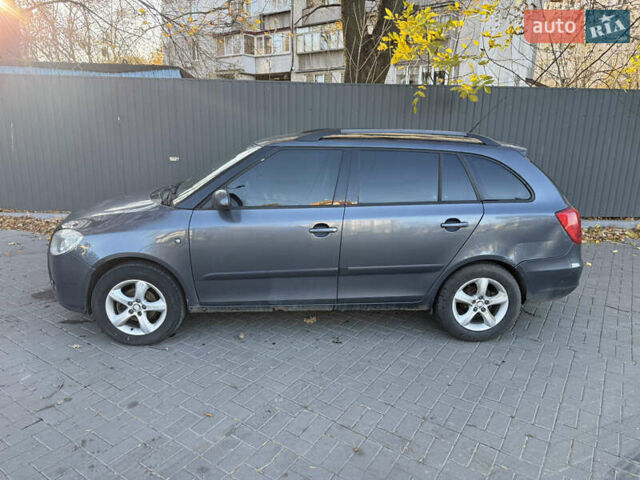 Серый Шкода Фабия, объемом двигателя 1.42 л и пробегом 340 тыс. км за 4299 $, фото 3 на Automoto.ua
