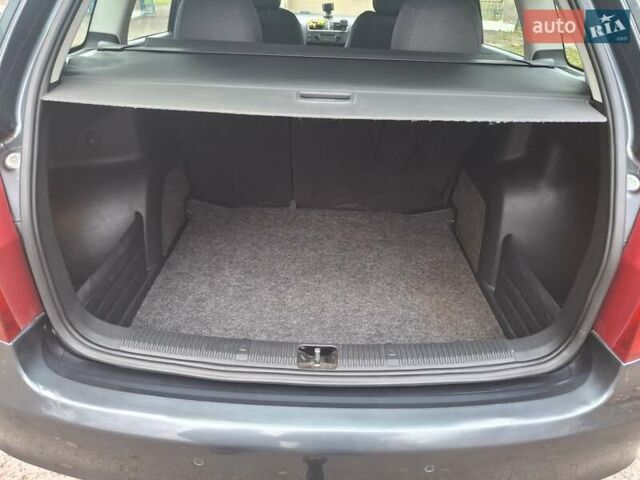 Сірий Шкода Фабія, об'ємом двигуна 1.6 л та пробігом 216 тис. км за 6700 $, фото 6 на Automoto.ua