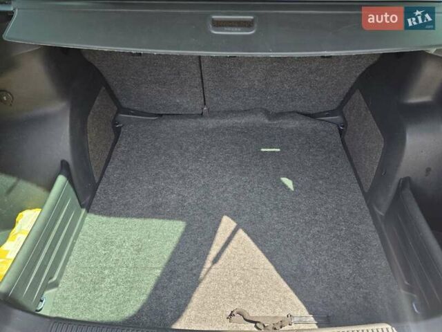 Серый Шкода Фабия, объемом двигателя 1.6 л и пробегом 215 тыс. км за 5599 $, фото 28 на Automoto.ua