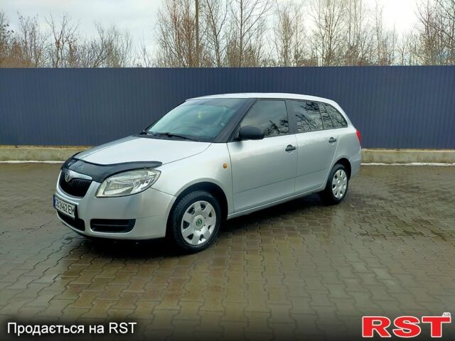 Шкода Фабия 2008 в Чернигове на Automoto.ua Серый Шкода Фабия, объемом двигателя 1.2 л и пробегом 250 тыс. км за 4300 $, фото 5 на Automoto.ua