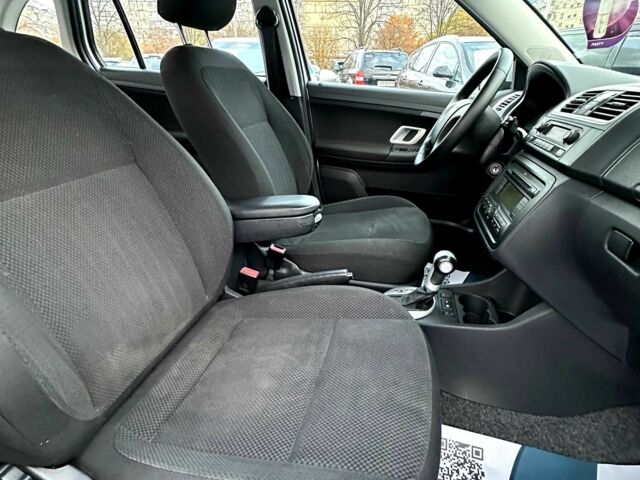 Шкода Фабия 2008 в Кривом Роге на Automoto.ua Серый Шкода Фабия, объемом двигателя 1.6 л и пробегом 151 тыс. км за 6900 $, фото 2 на Automoto.ua