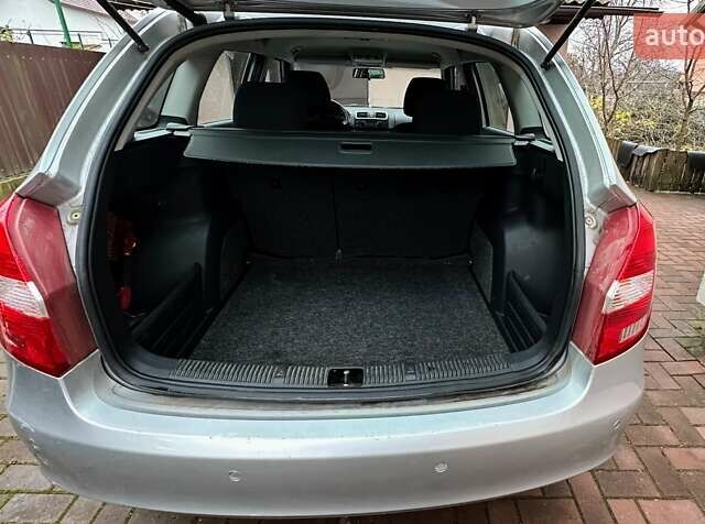 Серый Шкода Фабия, объемом двигателя 1.6 л и пробегом 213 тыс. км за 6700 $, фото 14 на Automoto.ua