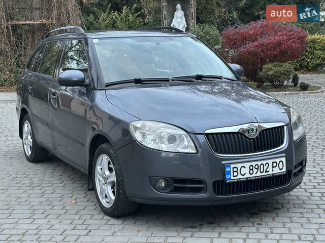 Сірий Шкода Фабія, об'ємом двигуна 1.2 л та пробігом 232 тис. км за 4200 $, фото 3 на Automoto.ua