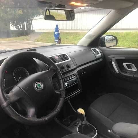 Серый Шкода Фабия, объемом двигателя 1.4 л и пробегом 255 тыс. км за 5850 $, фото 6 на Automoto.ua