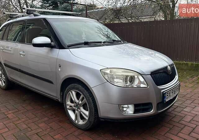 Серый Шкода Фабия, объемом двигателя 1.6 л и пробегом 213 тыс. км за 6700 $, фото 4 на Automoto.ua