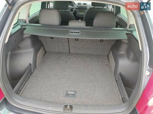 Серый Шкода Фабия, объемом двигателя 1.39 л и пробегом 232 тыс. км за 6500 $, фото 26 на Automoto.ua