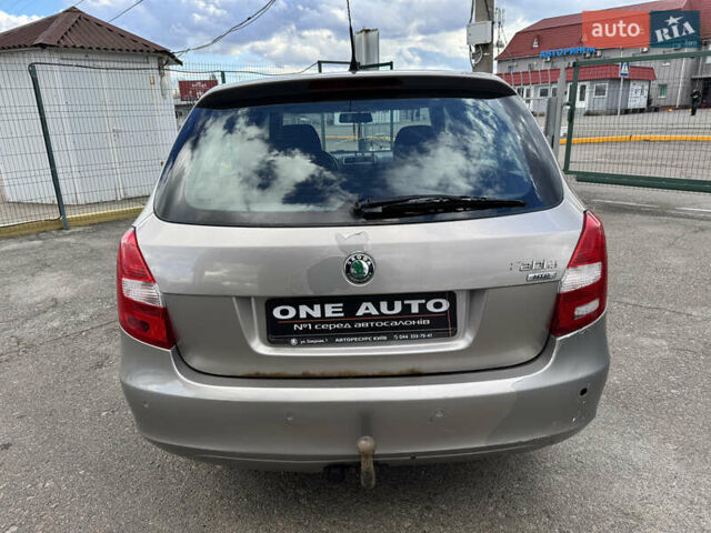 Серый Шкода Фабия, объемом двигателя 1.2 л и пробегом 162 тыс. км за 3990 $, фото 8 на Automoto.ua