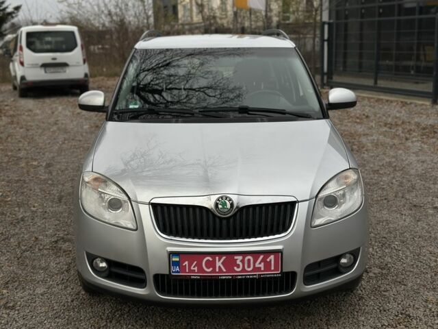 Сірий Шкода Фабія, об'ємом двигуна 1.4 л та пробігом 224 тис. км за 5800 $, фото 1 на Automoto.ua