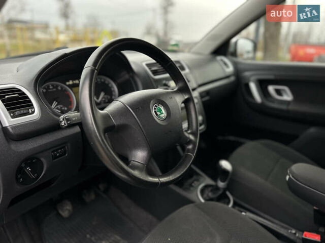 Серый Шкода Фабия, объемом двигателя 1.39 л и пробегом 224 тыс. км за 5800 $, фото 21 на Automoto.ua