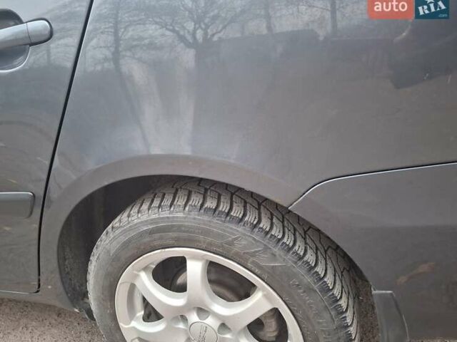 Сірий Шкода Фабія, об'ємом двигуна 1.6 л та пробігом 216 тис. км за 6700 $, фото 5 на Automoto.ua