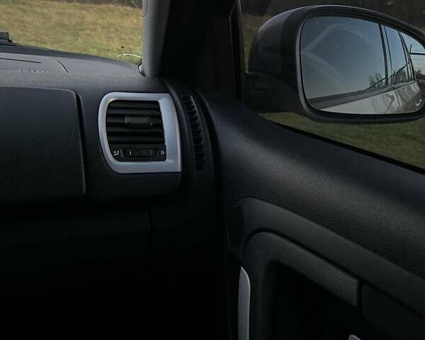 Серый Шкода Фабия, объемом двигателя 1.4 л и пробегом 310 тыс. км за 4200 $, фото 23 на Automoto.ua