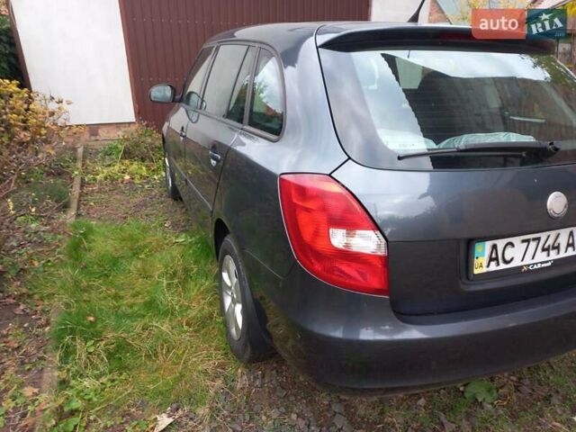 Сірий Шкода Фабія, об'ємом двигуна 1.39 л та пробігом 250 тис. км за 5300 $, фото 9 на Automoto.ua