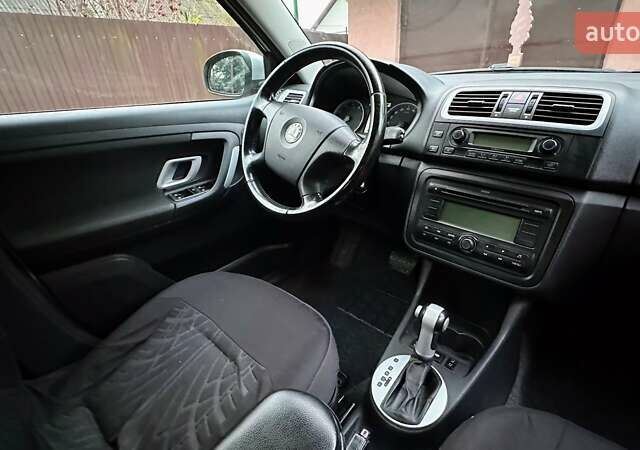 Серый Шкода Фабия, объемом двигателя 1.6 л и пробегом 213 тыс. км за 6700 $, фото 21 на Automoto.ua