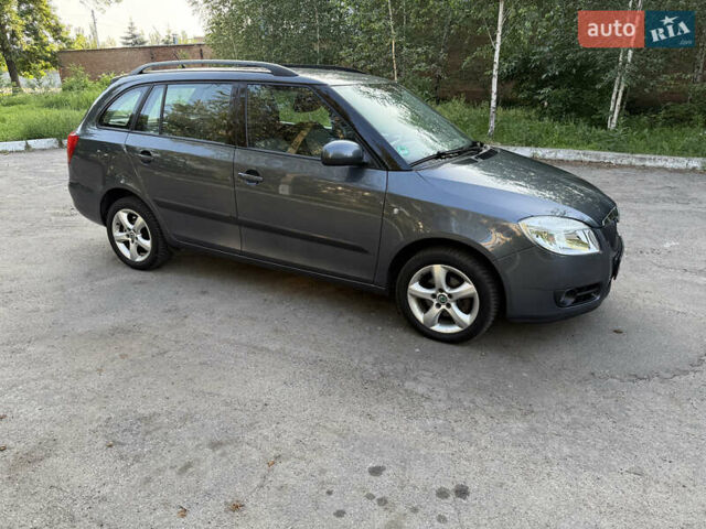 Сірий Шкода Фабія, об'ємом двигуна 1.6 л та пробігом 218 тис. км за 6100 $, фото 6 на Automoto.ua