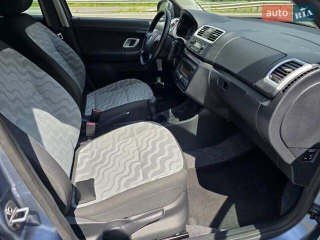 Серый Шкода Фабия, объемом двигателя 1.6 л и пробегом 215 тыс. км за 5599 $, фото 31 на Automoto.ua