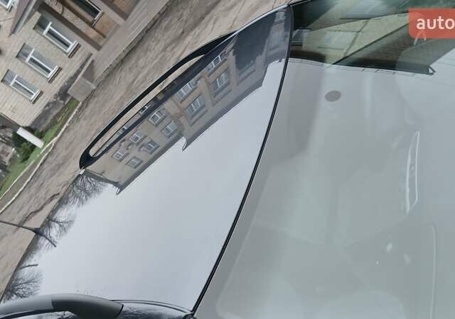 Серый Шкода Фабия, объемом двигателя 1.39 л и пробегом 232 тыс. км за 6500 $, фото 35 на Automoto.ua