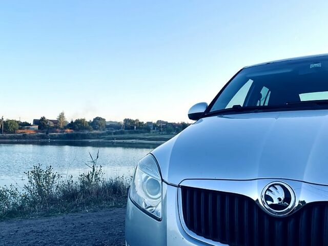 Сірий Шкода Фабія, об'ємом двигуна 1.4 л та пробігом 202 тис. км за 6000 $, фото 5 на Automoto.ua