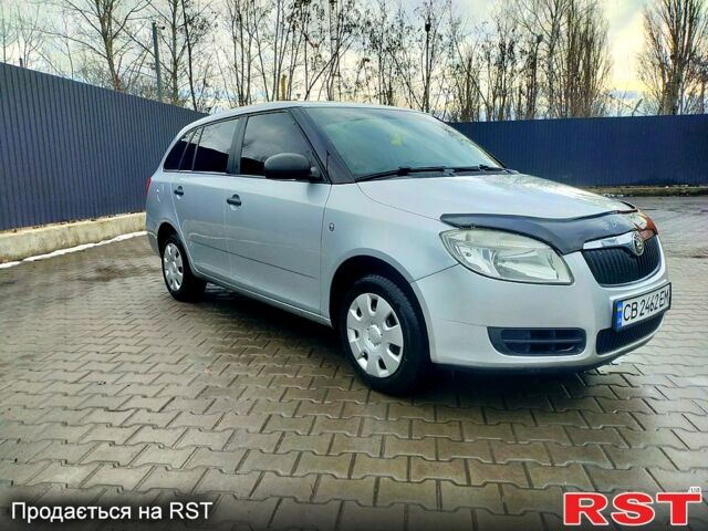 Шкода Фабия 2008 в Чернигове на Automoto.ua Серый Шкода Фабия, объемом двигателя 1.2 л и пробегом 250 тыс. км за 4300 $, фото 2 на Automoto.ua