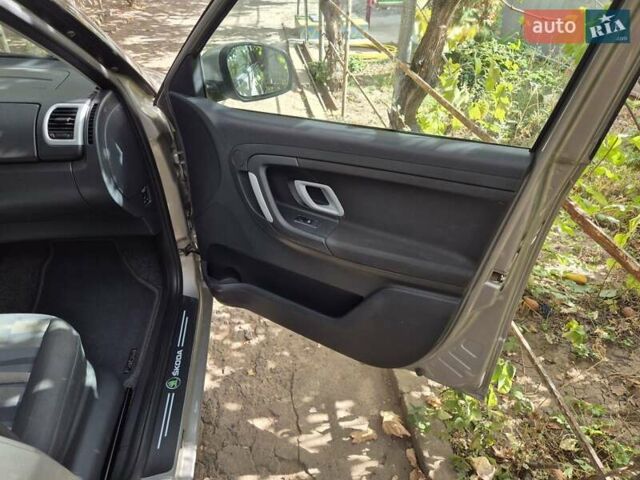 Сірий Шкода Фабія, об'ємом двигуна 1.4 л та пробігом 270 тис. км за 5000 $, фото 12 на Automoto.ua
