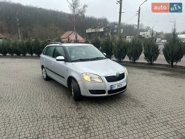 Сірий Шкода Фабія, об'ємом двигуна 1.39 л та пробігом 232 тис. км за 5700 $, фото 4 на Automoto.ua