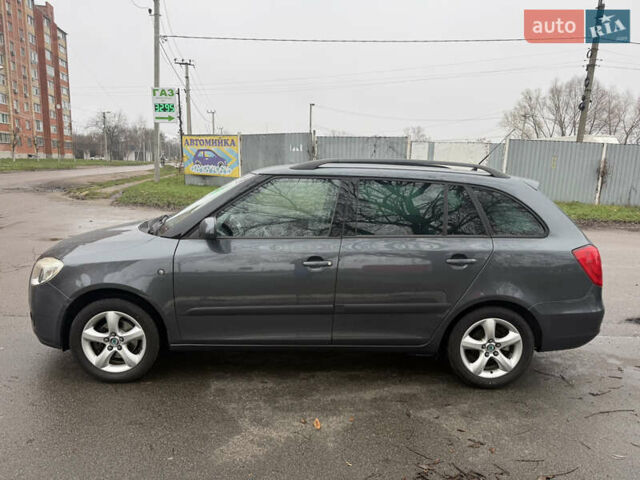 Сірий Шкода Фабія, об'ємом двигуна 1.6 л та пробігом 195 тис. км за 6500 $, фото 3 на Automoto.ua