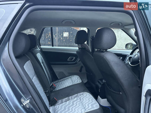Сірий Шкода Фабія, об'ємом двигуна 1.2 л та пробігом 232 тис. км за 4200 $, фото 12 на Automoto.ua