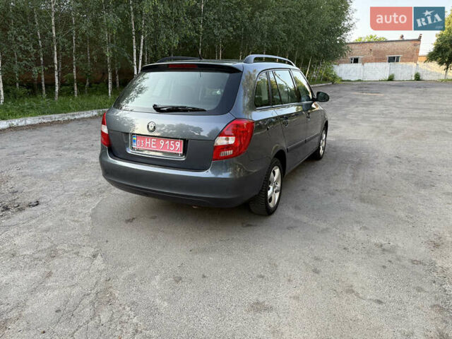 Сірий Шкода Фабія, об'ємом двигуна 1.6 л та пробігом 218 тис. км за 6100 $, фото 2 на Automoto.ua