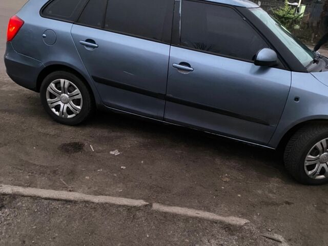 Сірий Шкода Фабія, об'ємом двигуна 1.4 л та пробігом 479 тис. км за 3550 $, фото 2 на Automoto.ua