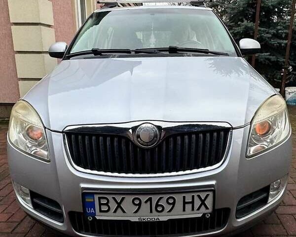 Серый Шкода Фабия, объемом двигателя 1.6 л и пробегом 213 тыс. км за 6700 $, фото 3 на Automoto.ua