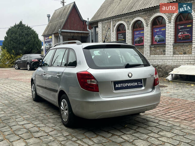 Сірий Шкода Фабія, об'ємом двигуна 1.6 л та пробігом 211 тис. км за 5500 $, фото 4 на Automoto.ua